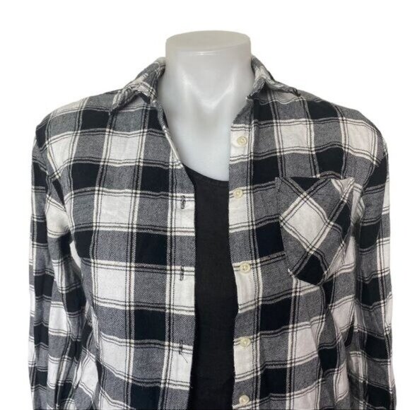 A New Day Gold Stitch Black and White Flannel Plaid Button Down Shirt Size XS - Picture 7 of 9